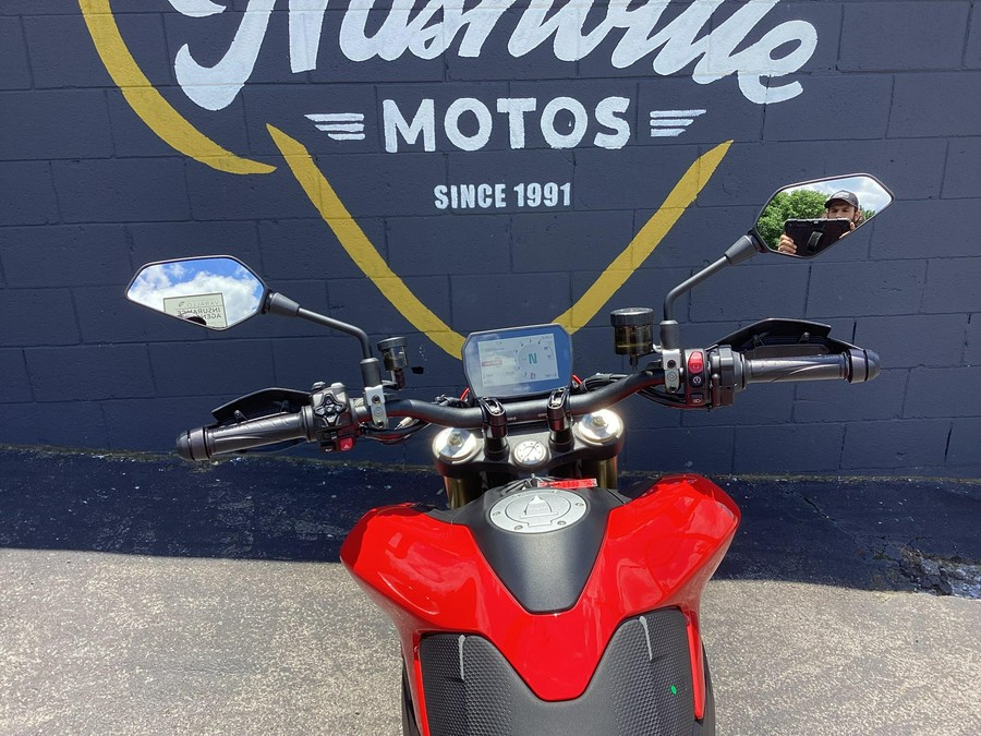 2026 Ducati HYPERMOTARD V2 SP