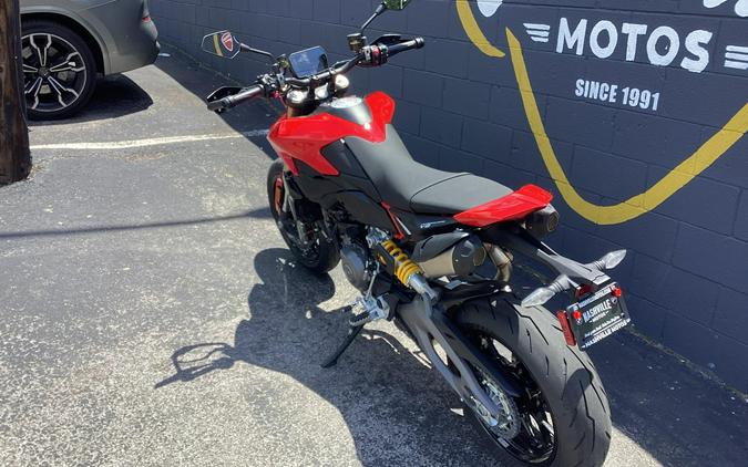 2026 Ducati HYPERMOTARD V2 SP