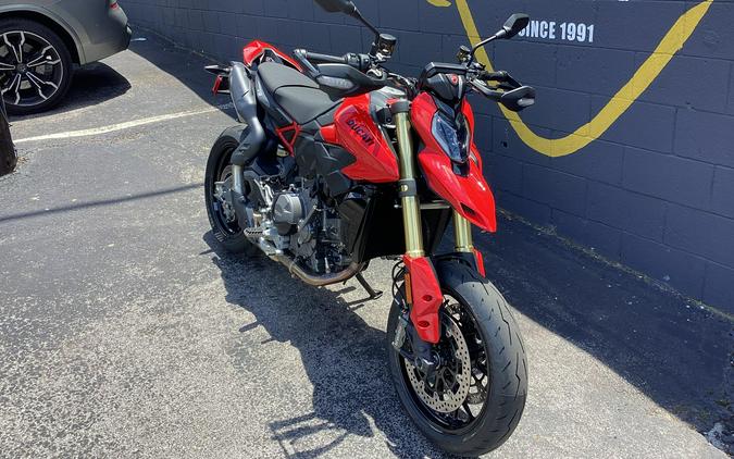 2026 Ducati HYPERMOTARD V2 SP