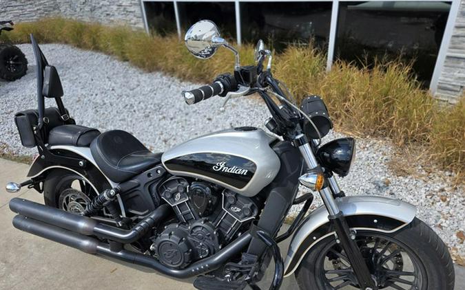 2019 Indian Scout Sixty ABS Star Silver / Thunder Black