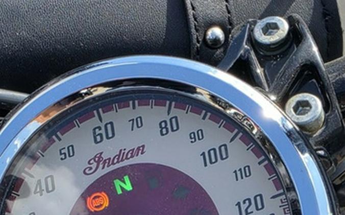2019 Indian Scout Sixty ABS Star Silver / Thunder Black