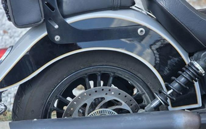 2019 Indian Scout Sixty ABS Star Silver / Thunder Black