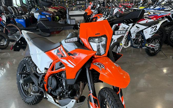 2026 KTM 390 Enduro R