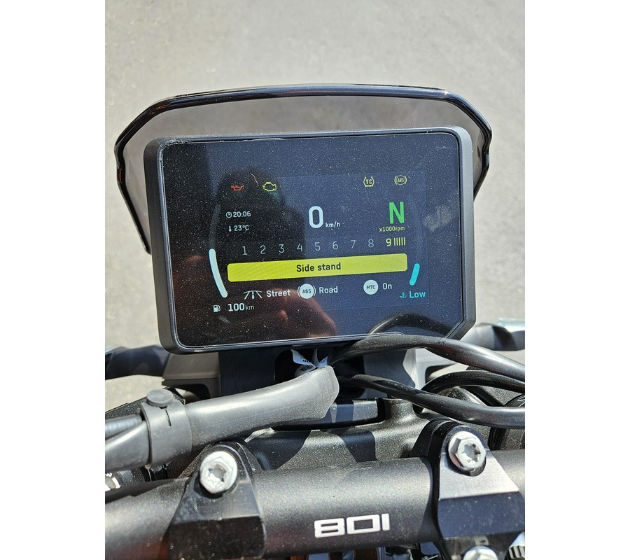 2025 HUSQVARNA SVARTPILEN 801 - 78699