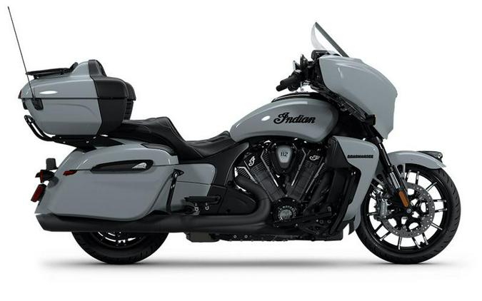 2025 Indian Motorcycle® Roadmaster® PowerPlus Dark Horse® 112 w/PowerBand Storm Gray