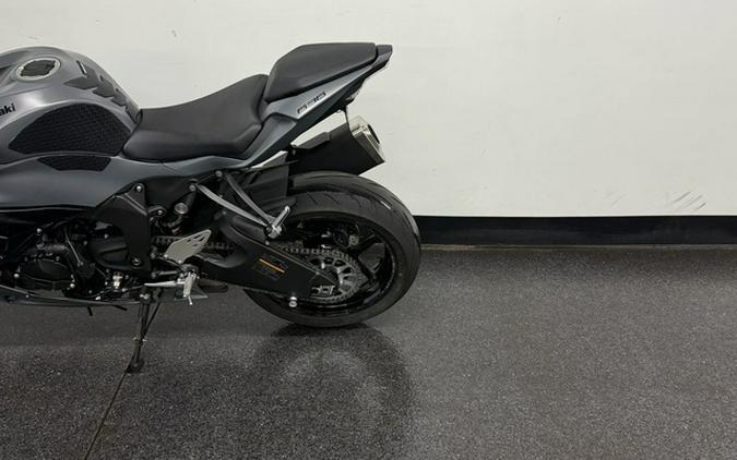 2025 Kawasaki Ninja ZX-6R