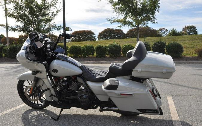 2020 Harley-Davidson® FLTRXSE - CVO™ Road Glide®