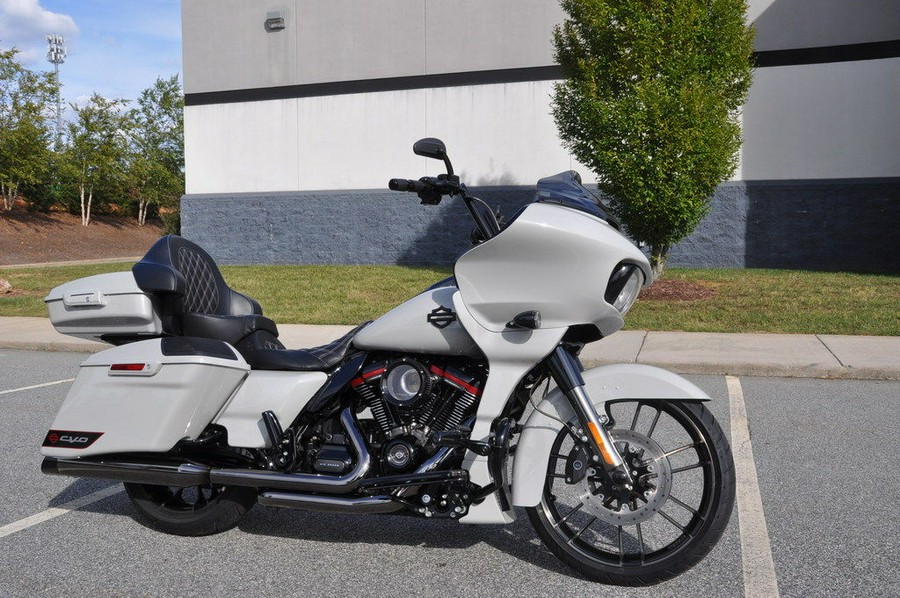 2020 Harley-Davidson® FLTRXSE - CVO™ Road Glide®