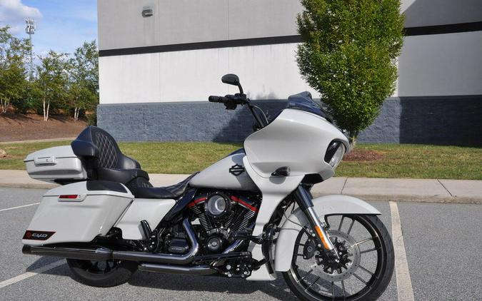 2020 Harley-Davidson® FLTRXSE - CVO™ Road Glide®
