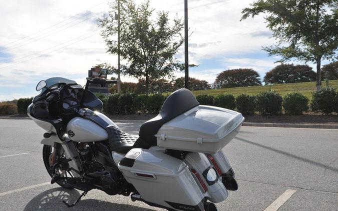 2020 Harley-Davidson® FLTRXSE - CVO™ Road Glide®