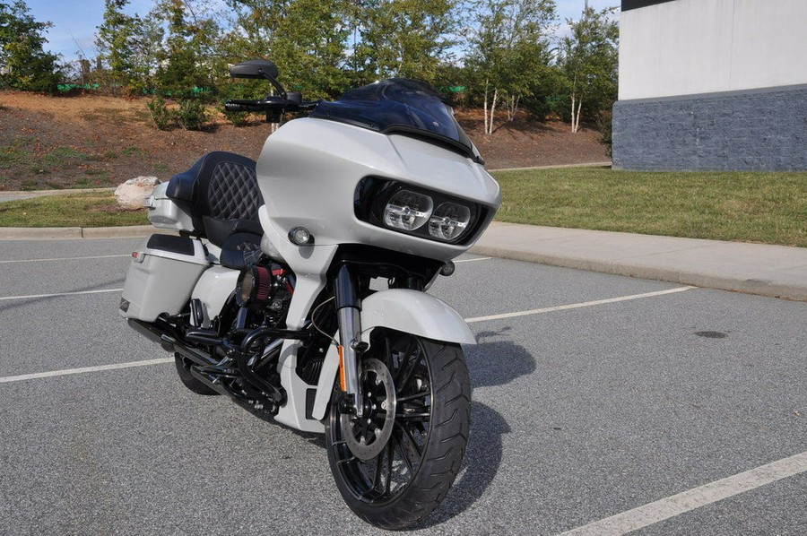 2020 Harley-Davidson® FLTRXSE - CVO™ Road Glide®
