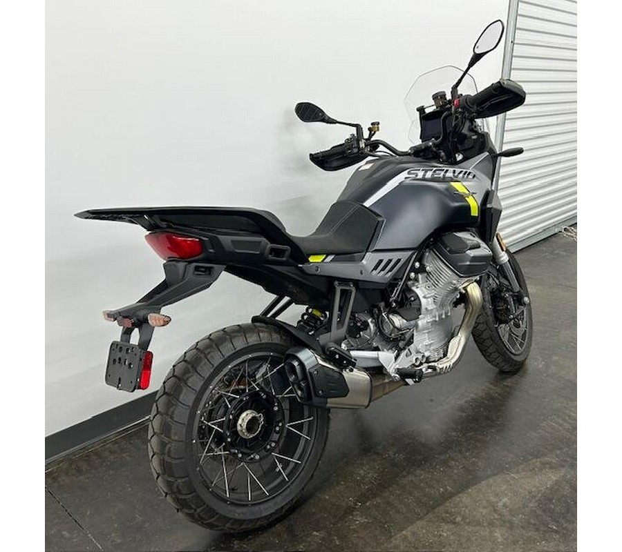 2024 Moto Guzzi Stelvio