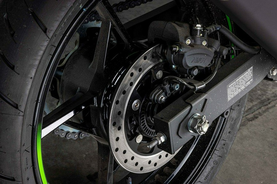 2025 Kawasaki Ninja 500 KRT Edition SE ABS