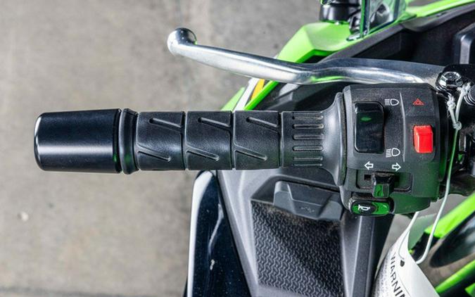 2025 Kawasaki Ninja 500 KRT Edition SE ABS