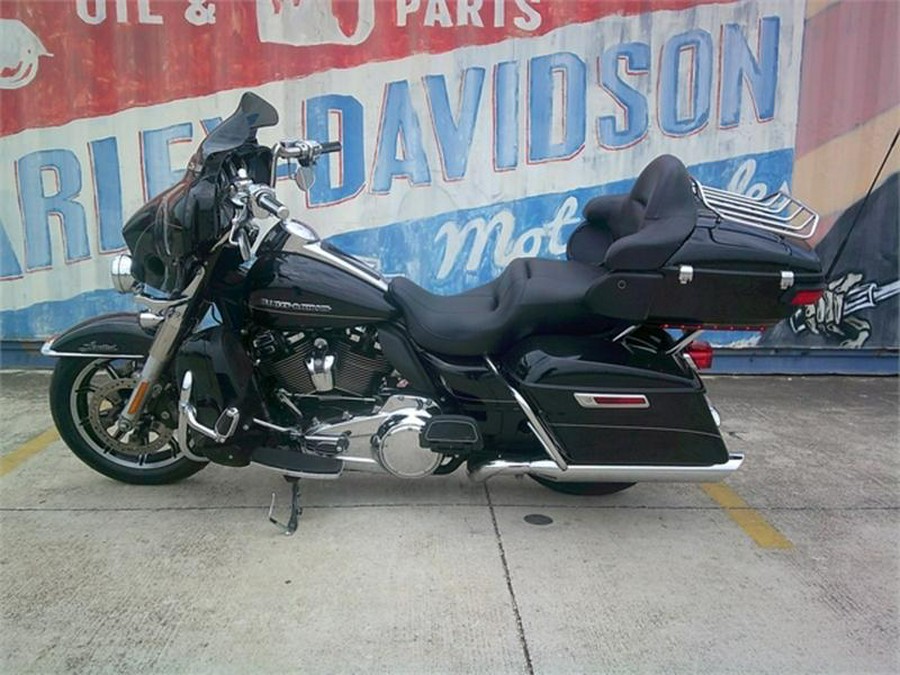 2017 Harley-Davidson® FLHTKL - Ultra Limited Low