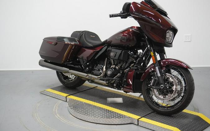 2024 Harley-Davidson® CVO™ Street Glide® Copperhead