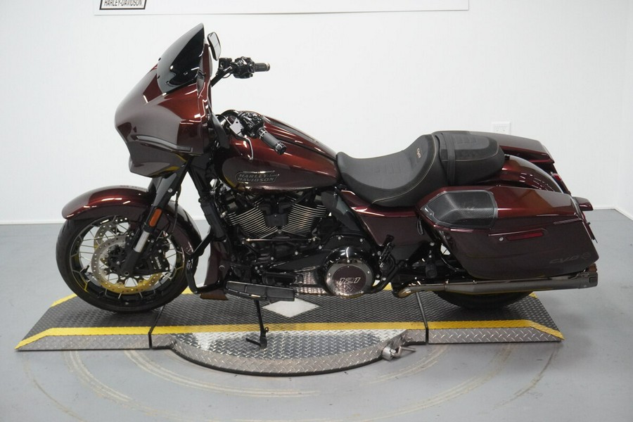 2024 Harley-Davidson® CVO™ Street Glide® Copperhead