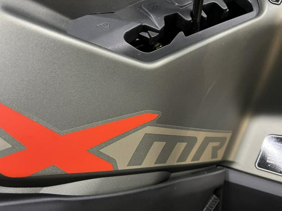 2026 Can-Am® Outlander X mr 1000R Loft Green Satin