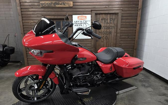 2026 Harley-Davidson® Road Glide® BLOOD ORANGE