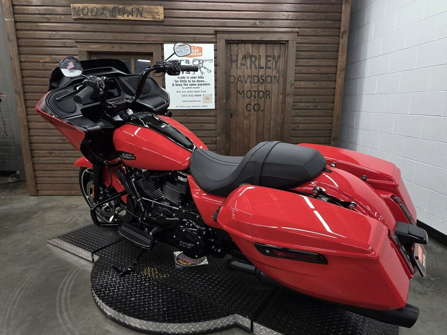 2026 Harley-Davidson® Road Glide® BLOOD ORANGE