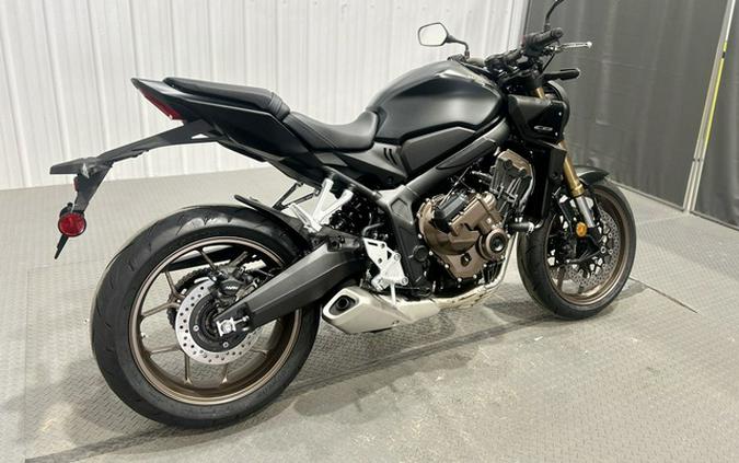 2026 Honda CB650R E-Clutch