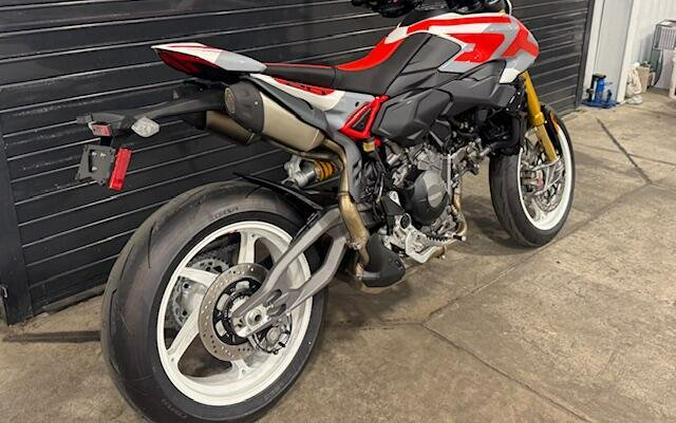 2027 Ducati HYPERMOTARD V2 SP