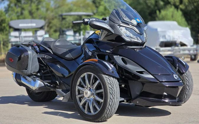 2014 Can-Am Spyder ST Limited SE5