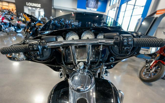 2016 Harley-Davidson FLHXS - Street Glide Special