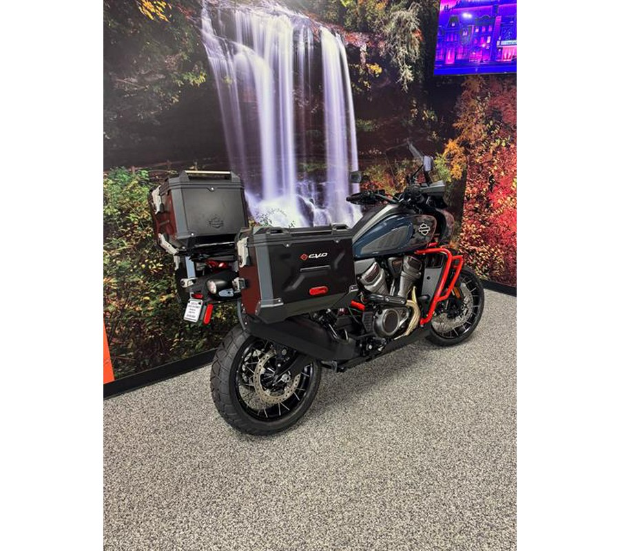 2025 Harley-Davidson CVO™ Pan America®