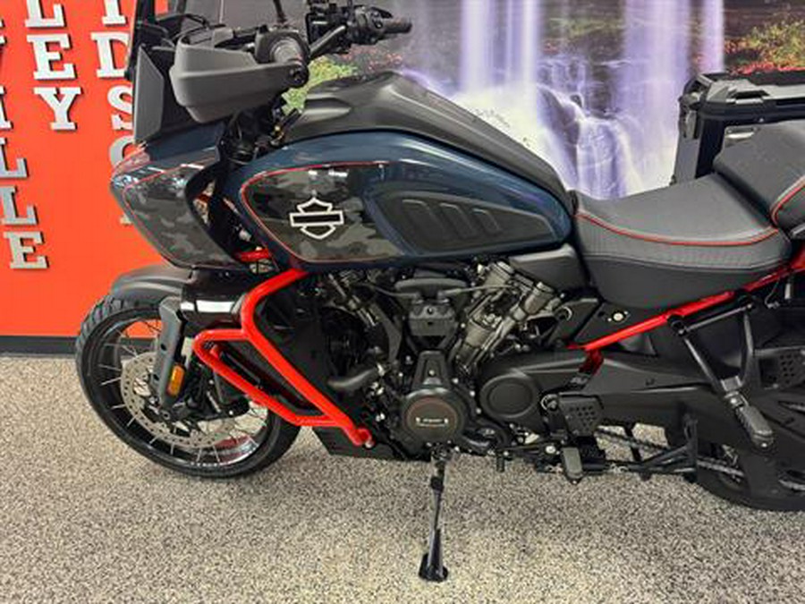 2025 Harley-Davidson CVO™ Pan America®