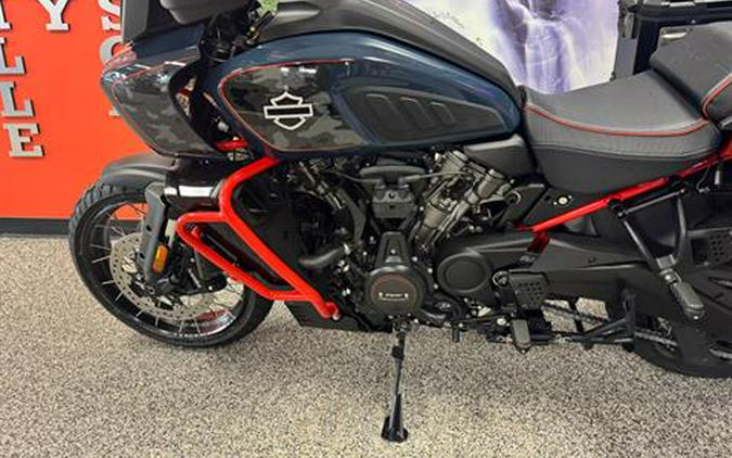 2025 Harley-Davidson CVO™ Pan America®