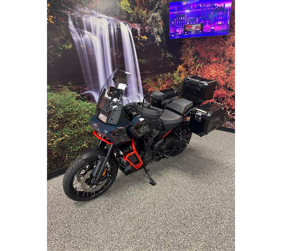 2025 Harley-Davidson CVO™ Pan America®