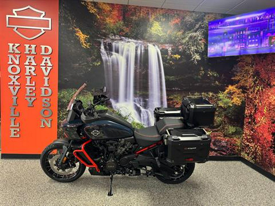 2025 Harley-Davidson CVO™ Pan America®