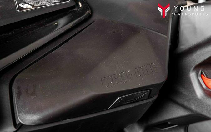 2026 Can-Am Maverick R X rc with Smart-Shox