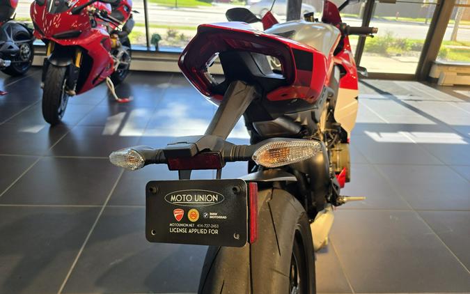 2024 Ducati Panigale V4 R
