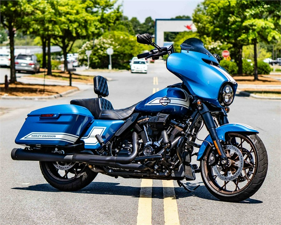 2023 Harley-Davidson FLHXST
