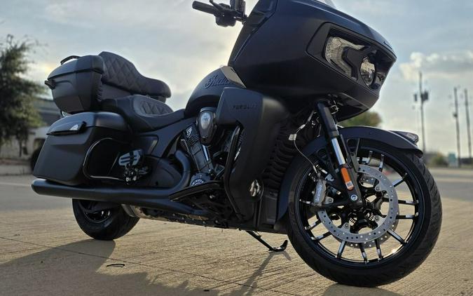 2026 Indian Motorcycle® Pursuit® Dark Horse® Black Smoke