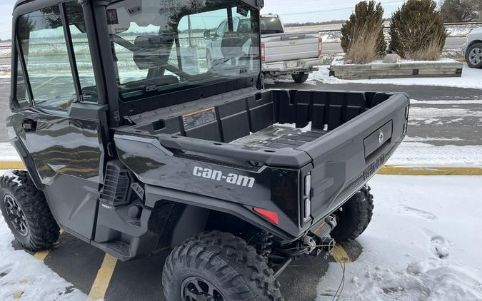 2026 Can-Am DEFENDER XT CAB HD11 W/10.25In" INFO - STEALTH BLACK
