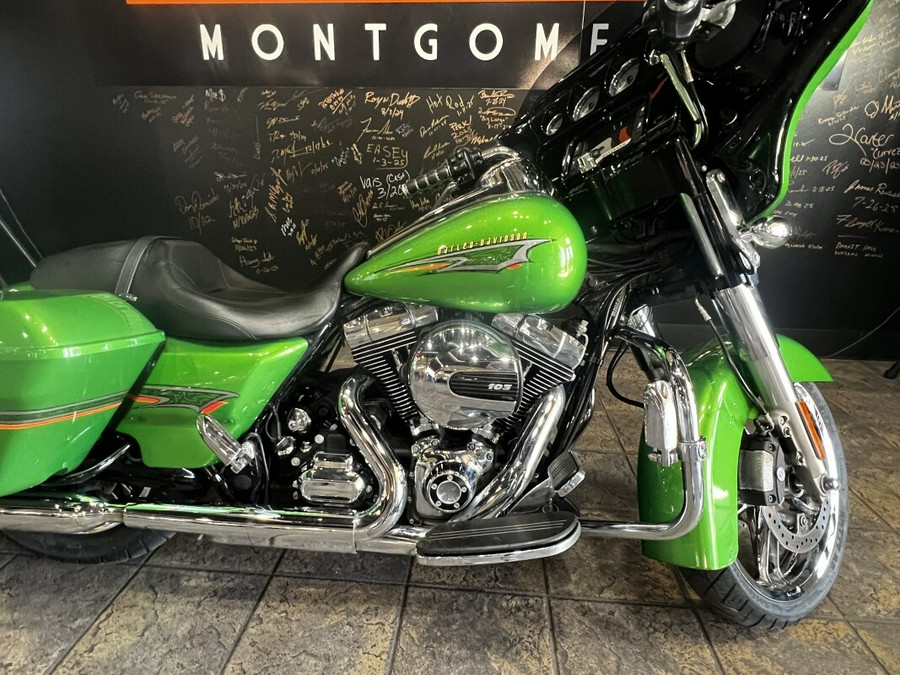 2015 Harley-Davidson® Street Glide® Special FLHXS