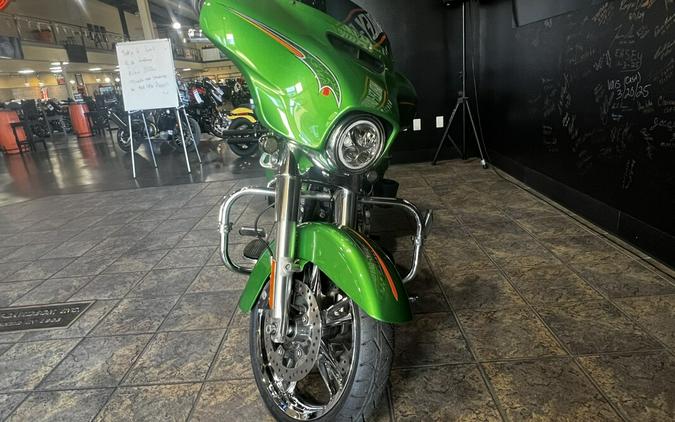FLHXS 2015 Street Glide® Special