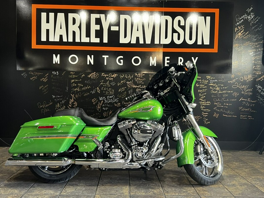 2015 Harley-Davidson® Street Glide® Special FLHXS