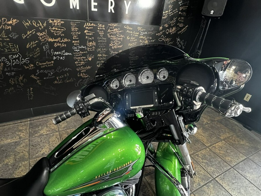 2015 Harley-Davidson® Street Glide® Special FLHXS