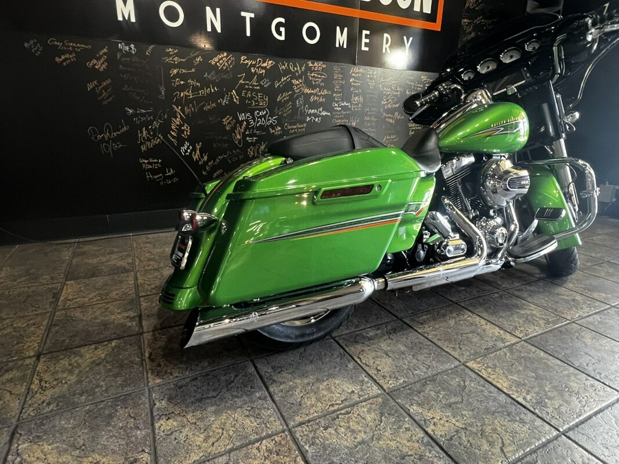 2015 Harley-Davidson® Street Glide® Special FLHXS