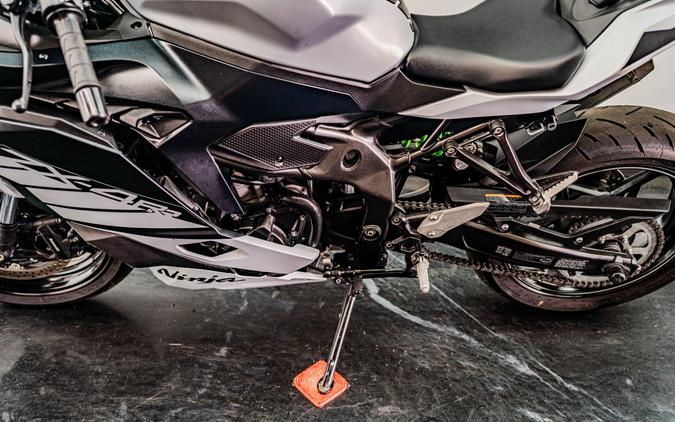 2025 Kawasaki Ninja® ZX™-4RR ABS
