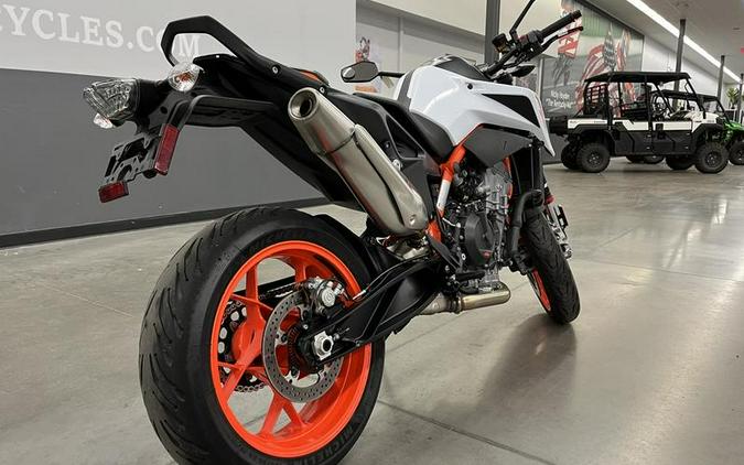 2020 KTM 890 Duke R