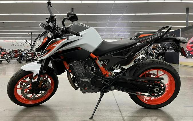 2020 KTM 890 Duke R