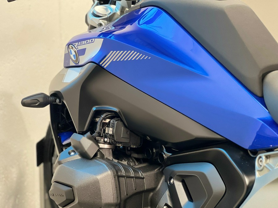 2026 BMW R 1300 R