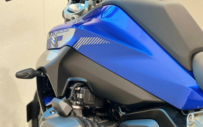 2026 BMW R 1300 R