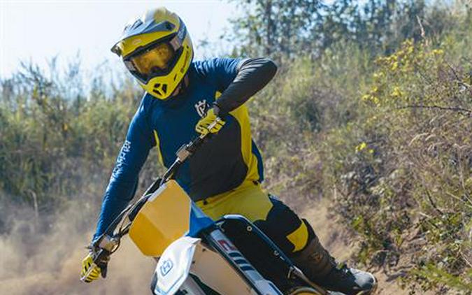 2025 Husqvarna TC 250 Heritage