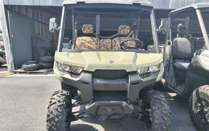 2019 Can-Am Defender DPS HD8